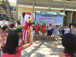 CĐCS Trường THCS Nguyễn Trãi tổ chức ngày Quốc tế thiếu nhi cho con ĐVCĐ