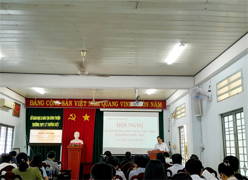 TRƯỜNG THPT LÝ THƯỜNG KIỆT TỔ CHỨC HỘI NGHỊ TUYÊN DƯƠNG ĐIỂN HÌNH TIÊN TIẾN GIAI ĐOẠN 2020 – 2025