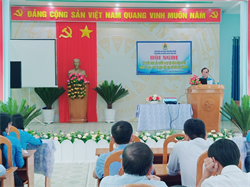 Tánh Linh tổ chức lớp tập huấn công tác Đại hội công đoàn cơ sở và Thực hiện QCDC cơ sở