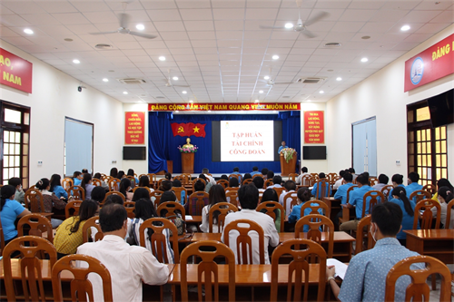 Phú Quý: Tập huấn nghiệp vụ cán bộ công đoàn cơ sở năm 2022