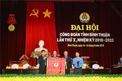 “Một nhiệm kỳ nhìn lại” Hoạt động Công đoàn và phong trào CNVCLĐ tỉnh Bình Thuận