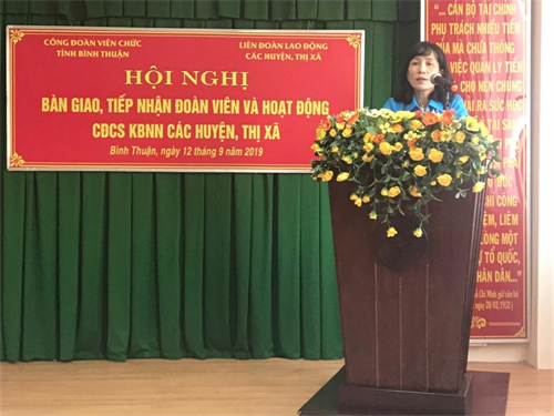 HỘI NGHỊ BÀN GIAO, TIẾP NHẬN ĐOÀN VIÊN CÁC CĐCS KHO BẠC NHÀ NƯỚC VÀ CHI CỤC THUẾ HUYỆN, THỊ XÃ