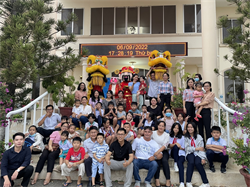 CĐCS cơ quan Huyện ủy huyện Tuy Phong tổ chức tết Trung thu cho con em đoàn viên.