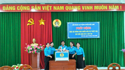 Công đoàn Đức Linh: Phát động ủng hộ đồng bào miền Bắc khắc phục hậu quả thiệt hại cơn bão số 3