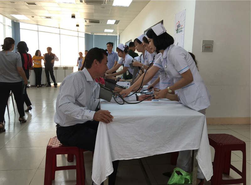ĐVCĐ ngành Y tế tham dự lễ phát động Chương trình Sức khỏe Việt Nam trực tuyến