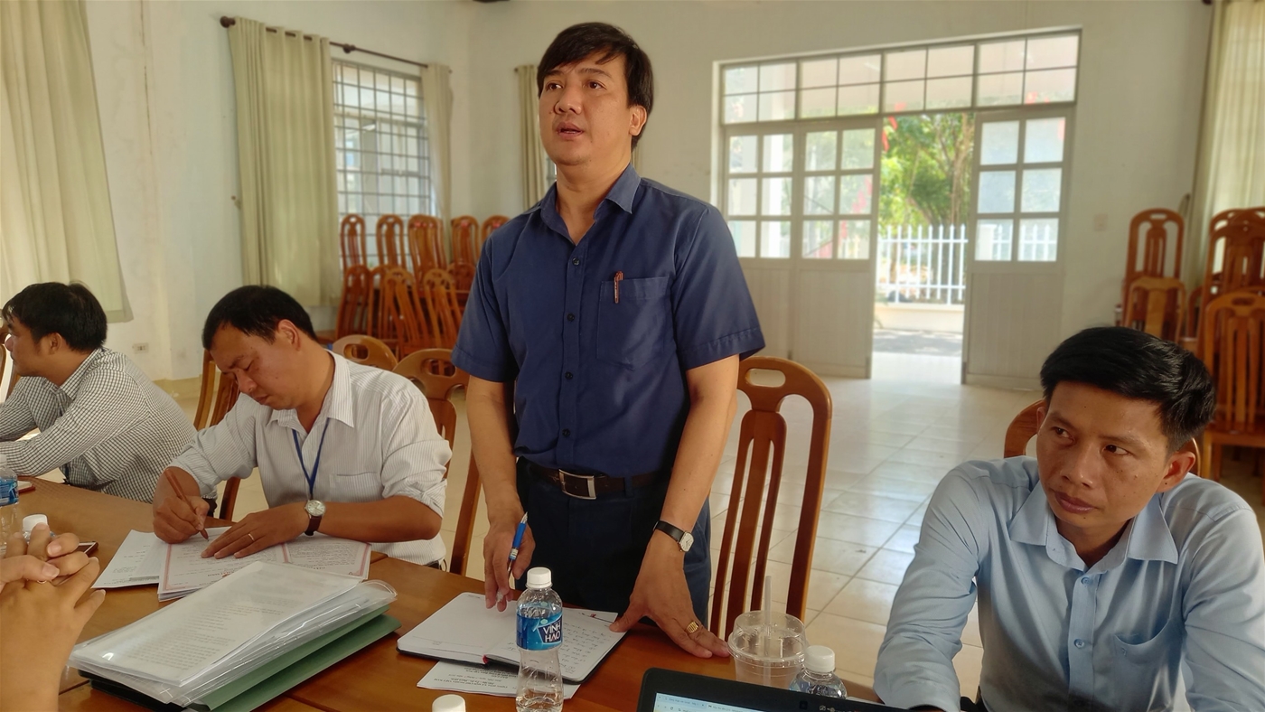 Ông Ngô Ngọc Dũng - Phó Bí thư Đảng ủy, Chủ tịch UBND phường Hàm Tiến phát biểu tại buổi kiểm tra