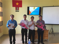 Lễ Công bố Quyết định thành lập CĐCS Trung tâm Giáo dục nghề nghiệp và sát hạch lái xe Bình Thuận