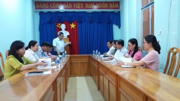 Ảnh: Thực hiện giám sát theo Quyết định 217 của Bộ Chính trị tại Phòng Nội vụ