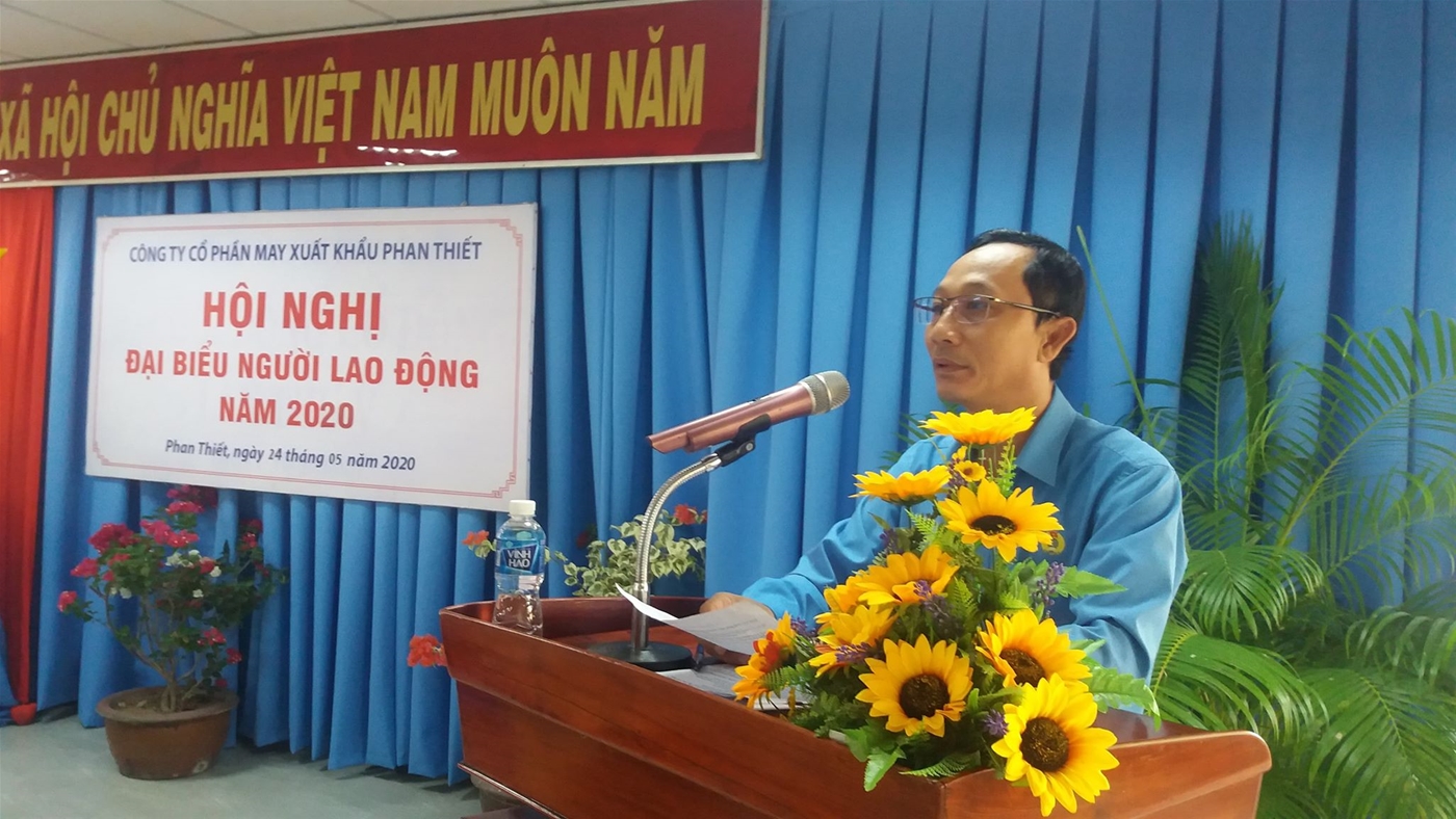 Ảnh: Ông Đỗ Trọng Nghĩa – Phó Chủ tịch LĐLĐ thành phố phát biểu chỉ đạo tại Hội nghị